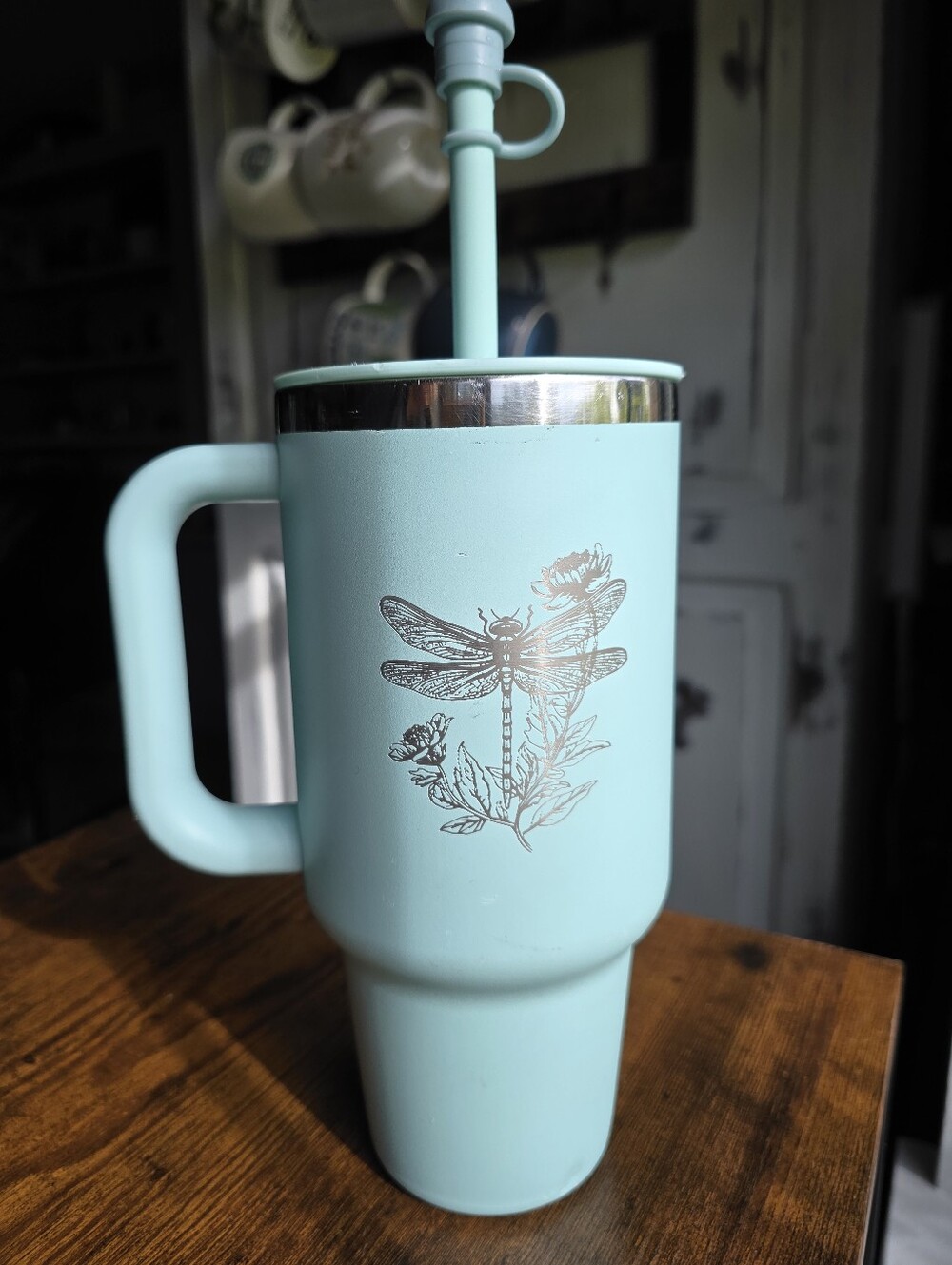 Hydro Flask 32oz Dragonfly Engraved All Around Travel Tumbler Mint Green